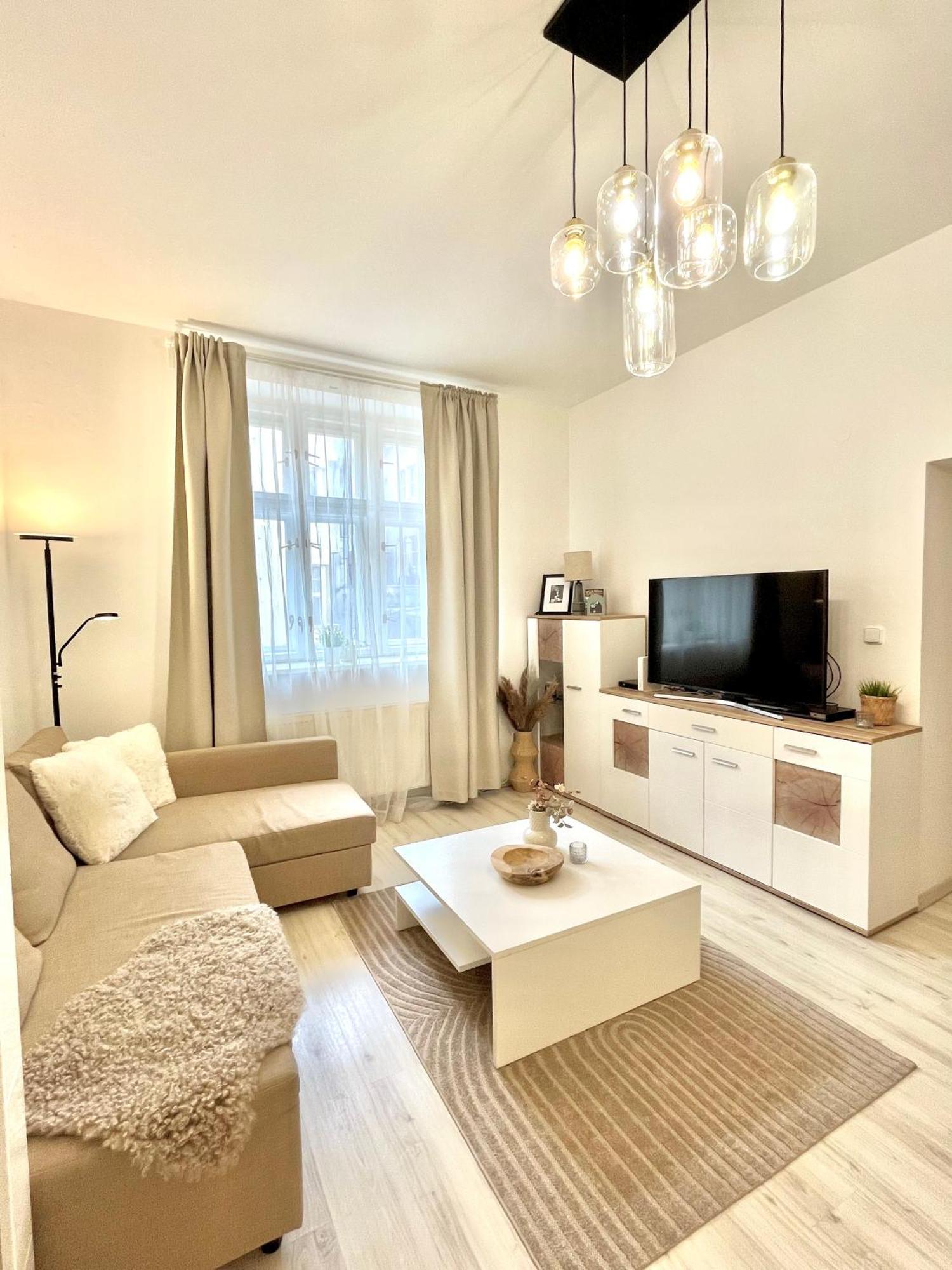 James Bond Apartment Top Location Air Conditioned Bratislava Dış mekan fotoğraf