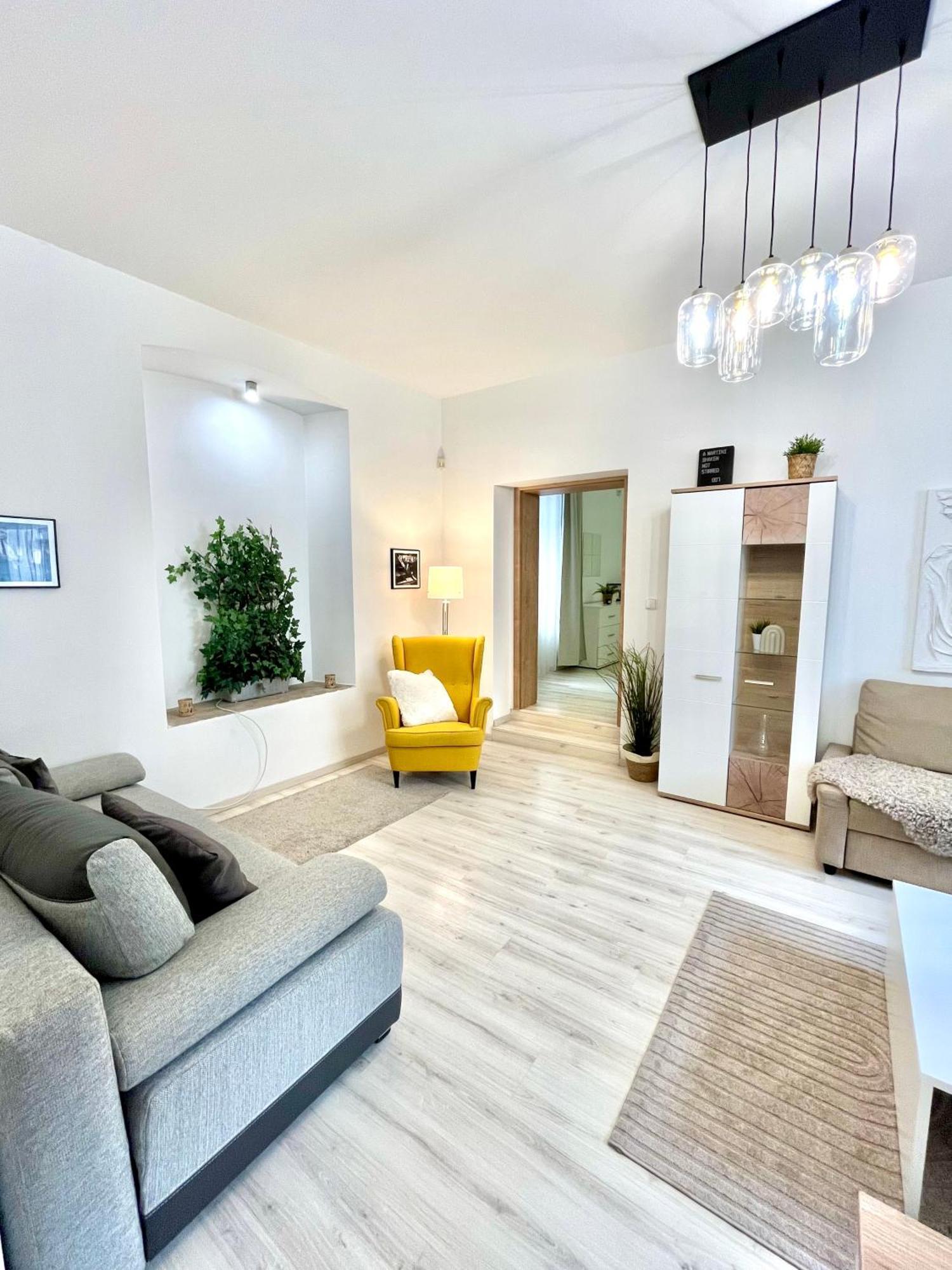 James Bond Apartment Top Location Air Conditioned Bratislava Dış mekan fotoğraf