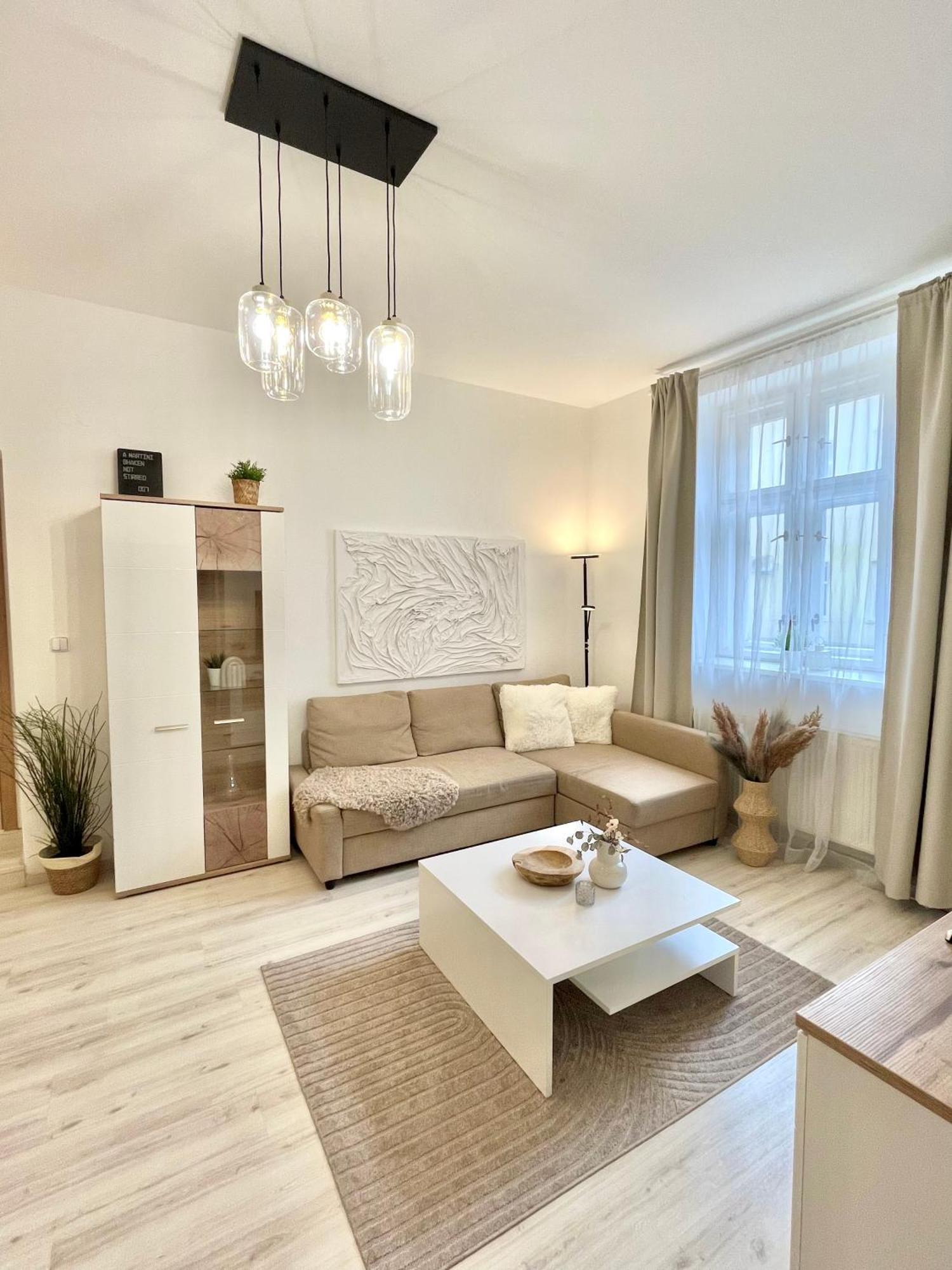 James Bond Apartment Top Location Air Conditioned Bratislava Dış mekan fotoğraf